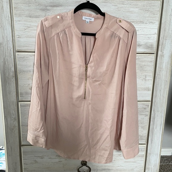 🛍 Long Sleeve Blouse - Picture 1 of 6